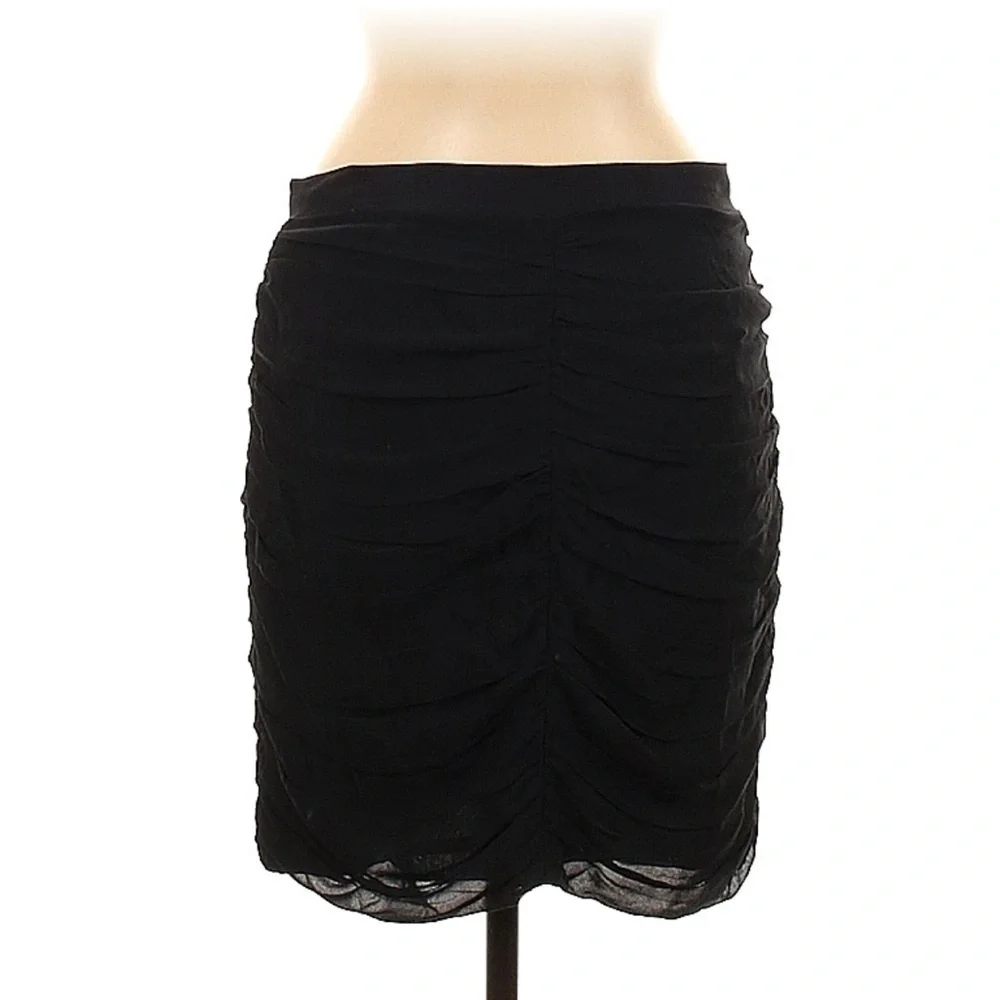 Broadway & Broome Anthropologie Size 6 Silk Skirt